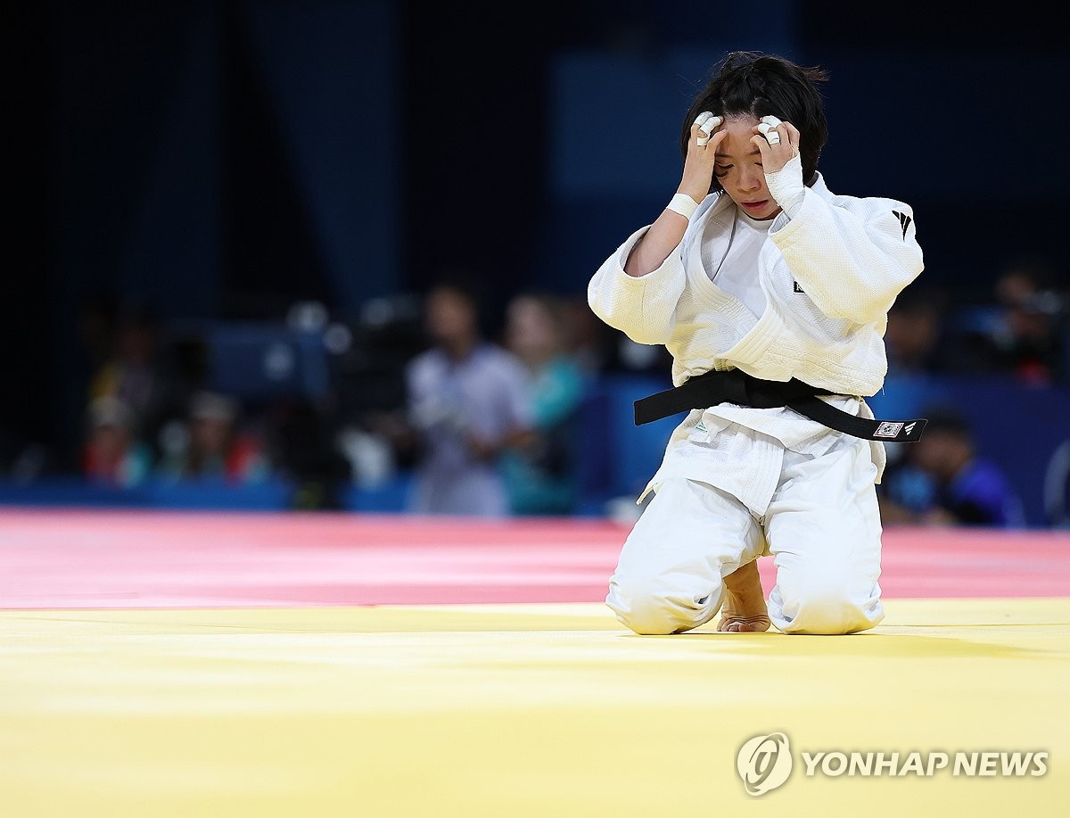执教巴萨前五场西甲全胜，弗里克是本世纪第四人