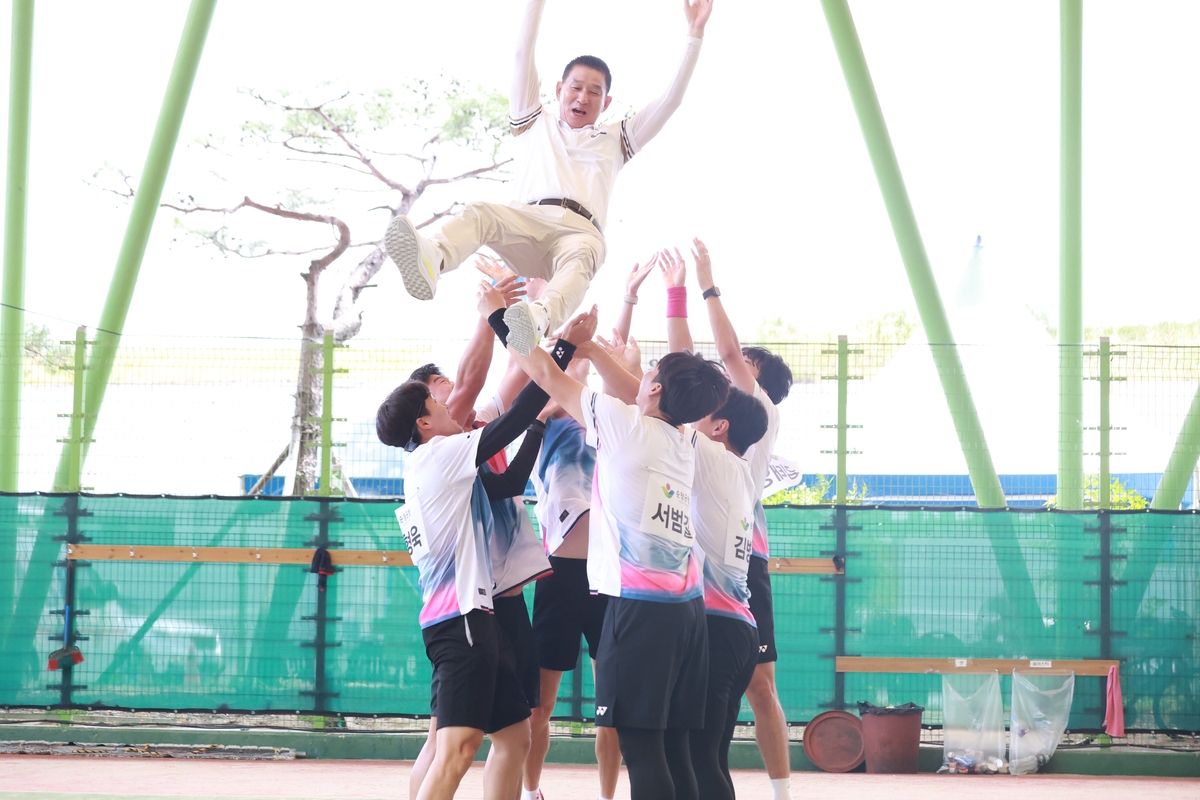福建次节单节仅11分，约瑟夫·杨心态受影响扣飞空篮