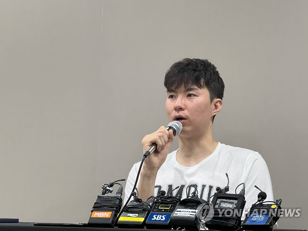 贝蒂斯球迷对球队进行圣诞节P图，塞瓦略斯评论