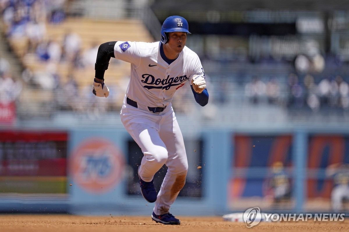 复出空砍！琼斯29中13拿下38分13篮板13助攻