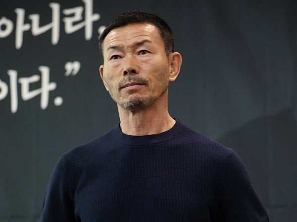 维萨开场22秒破门，这是英超时代曼城在主场的最快丢球